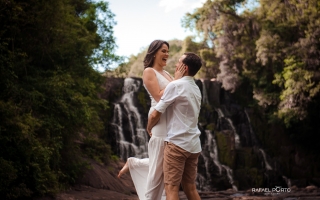 0021---fotografo-profissional-para-ensaio-pre-wedding-ensaio-de-casal-stephanie-e-dimitri-morro-do-gaviãorafael-porto.jpg