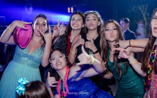 0069-28-01-2023-seleção-festa-de-aniversário-de-15-anos-isabela-buffet-moress-fazenda-fotografo-rafael-porto-londrina-paraná.jpg