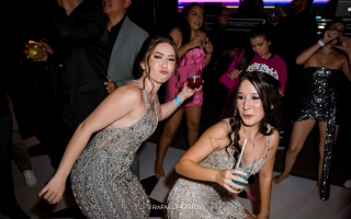 0069-31-05-2025-seleçãorde-social-aniversario-15-anos-luiz-murayama-buffet-stylus-londrina-fotografo-rafael-porto.jpg