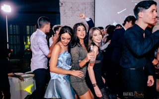 0077-fotografo-profissional-para-15-anos-fernada-buffet-estação-lounge-londrina-assessora-karla-rossi.jpg