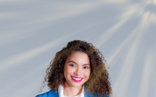 015-0001-06-02-2024-sessão-de-fotos-corporativa-estudio-de-fotografia-londrina-rafael-porto-fotografo-evento-infantil-casamento-15-anos-book-feminino-formatura.jpg