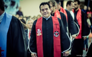 4de63eed57f8cb20f321a390d2de5f8d.jpg