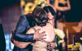buffet-casa-stylo-fotografo-de-casamento-londrina-rafael-porto-igreja-sao-vicente-de-paulo-decoracoes-florida-vanio-bitencourt-wedding-lauren-e-aislan-15.jpg