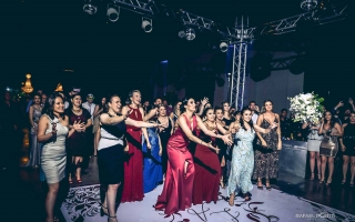 buffet-casa-stylo-fotografo-de-casamento-londrina-rafael-porto-igreja-sao-vicente-de-paulo-decoracoes-florida-vanio-bitencourt-wedding-lauren-e-aislan-85.jpg