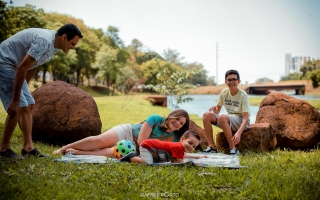 ensaio-de-familia-fotografo-para-ensaio-de-familia-book-familiar-fotografo-book-infantil-sessao-de-foto-externa-sessao-ar-livre-rafael-porto-18.jpg