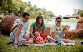 ensaio-de-familia-fotografo-para-ensaio-de-familia-book-familiar-fotografo-book-infantil-sessao-de-foto-externa-sessao-ar-livre-rafael-porto-19.jpg