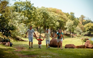 ensaio-de-familia-fotografo-para-ensaio-de-familia-book-familiar-fotografo-book-infantil-sessao-de-foto-externa-sessao-ar-livre-rafael-porto-21.jpg