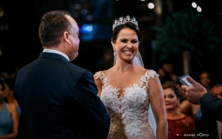 fotografo-de-casamento-em-londrina-buffet-moress-fazenda-vanio-bitencourt-rafael-porto-wedding-emiliana-e-sandro30.jpg