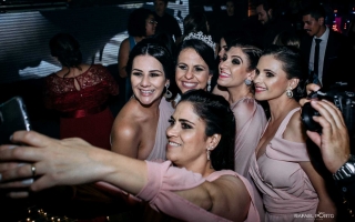 fotografo-de-casamento-em-londrina-buffet-moress-fazenda-vanio-bitencourt-rafael-porto-wedding-emiliana-e-sandro68.jpg