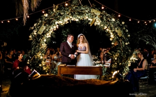 fotografo-de-casamento-em-londrina-casamento-no-campo-casamento-ao-ar-livre-brubbet-moress-fazenda-fotografo-rafael-porto-fotografia-decoracao-bento-pierolli-45.jpg