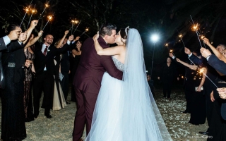 fotografo-de-casamento-em-londrina-casamento-no-campo-casamento-ao-ar-livre-brubbet-moress-fazenda-fotografo-rafael-porto-fotografia-decoracao-bento-pierolli-59.jpg