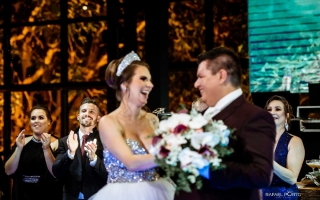 fotografo-de-casamento-em-londrina-casamento-no-campo-casamento-ao-ar-livre-brubbet-moress-fazenda-fotografo-rafael-porto-fotografia-decoracao-bento-pierolli-76.jpg