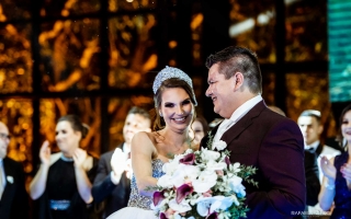 fotografo-de-casamento-em-londrina-casamento-no-campo-casamento-ao-ar-livre-brubbet-moress-fazenda-fotografo-rafael-porto-fotografia-decoracao-bento-pierolli-77.jpg