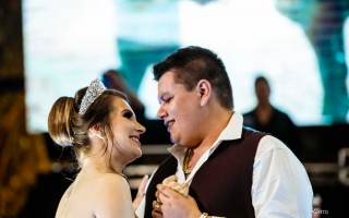 fotografo-de-casamento-em-londrina-casamento-no-campo-casamento-ao-ar-livre-brubbet-moress-fazenda-fotografo-rafael-porto-fotografia-decoracao-bento-pierolli-97.jpg