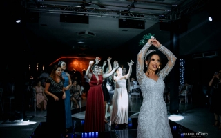 fotografo-de-casamento-wedding-londrina-rafael-porto-buffet-master-mirele-e-guilherme-dj-arthur-giacomini-assessoria-lillian-lorayne-95.jpg