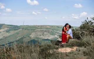 fotografo-de-sessao-de-fotos-book-de-casal-rafael-porto-londrina-pre-ensaio-casal-morro-das-antenas-pre-wedding-recanto-pinhao-tamarana-rafael-e-gisele14.jpg