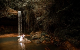 fotografo-de-sessao-de-fotos-book-de-casal-rafael-porto-londrina-pre-ensaio-casal-morro-das-antenas-pre-wedding-recanto-pinhao-tamarana-rafael-e-gisele53.jpg