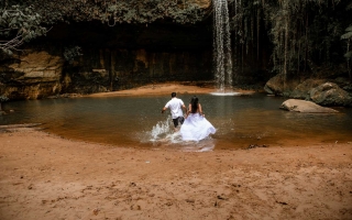 fotografo-de-sessao-de-fotos-book-de-casal-rafael-porto-londrina-pre-ensaio-casal-morro-das-antenas-pre-wedding-recanto-pinhao-tamarana-rafael-e-gisele60.jpg