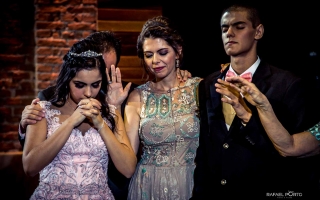 fotografo-londrina-15-anos-debutante-rafael-porto-buffet-emporio-guimarães-giovanna-rosa-67.jpg