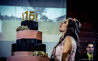 fotografo-londrina-15-anos-debutante-rafael-porto-buffet-emporio-guimarães-giovanna-rosa-74.jpg