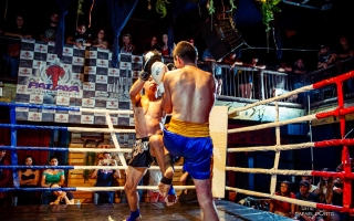 fotografo-luta-evento-corporativo-londrina-rafael-porto-nak-figth-8-escritorio-bar-49.jpg