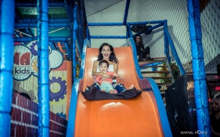 fotografo-para-aniversario-infantil-londrina-buffet-usina-kid-1-ano-maria-alice-rafael-porto41.jpg