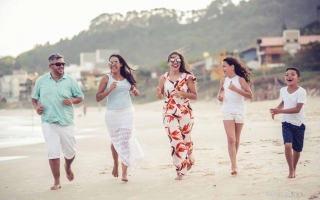 fotografo-para-ensaio-book-15-anos-debutante-sessao-de-foto-praia-rafael-porto-itapema-gabrielly-46.jpg