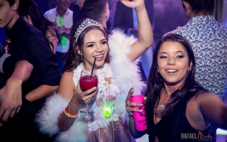 fotografo-para-festa-de-15-anos-londrina-buffet-laguna-rafael-porto-debutante-gabrielly102.jpg