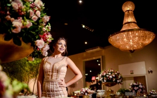 fotografo-para-festa-de-15-anos-londrina-buffet-laguna-rafael-porto-debutante-gabrielly28.jpg