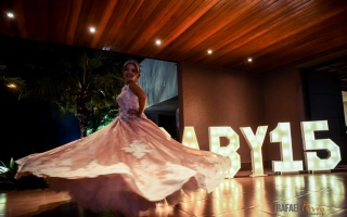 fotografo-para-festa-de-15-anos-londrina-buffet-laguna-rafael-porto-debutante-gabrielly81.jpg