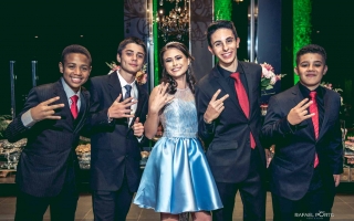 fotografo-para-festa-de-15-anos-londrina-buffet-village-fo-e-video-rafael-porto-debutante-ana-julia-pre-ensaio-book-sessao-de-fotos49.jpg