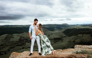melhor-fotografo-em-londrina-book-ensaio-fotografico-book-sensual-ensaio-feminino-fotografo-rafael-porto-pre-wedding-morro-do-gaviao-fotografo-de-casamento-parana-arapongas-larissa-e-diego-36.jpg