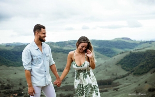 melhor-fotografo-em-londrina-book-ensaio-fotografico-book-sensual-ensaio-feminino-fotografo-rafael-porto-pre-wedding-morro-do-gaviao-fotografo-de-casamento-parana-arapongas-larissa-e-diego-37.jpg