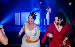 melhor-fotografo-para-festa-de-casamento-buffet-laguna-melhor-fotografo-profissional-em-londrina-rafael-porto-paola-e-nicolas-76.jpg